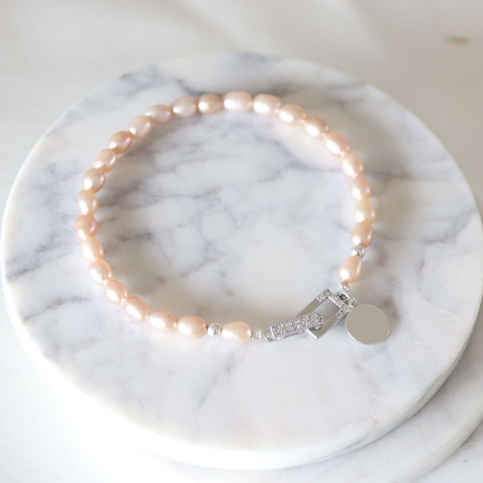 https://gomagcdn.ro/domains/janette.ro/files/product/original/bratara-argint-personalizata-cu-perle-roz-508890.jpg|https://gomagcdn.ro/domains/janette.ro/files/product/original/bratara-argint-personalizata-cu-perle-roz-811007.jpg|https://gomagcdn.ro/domains/janette.ro/files/product/original/bratara-argint-personalizata-cu-perle-roz-340017.jpg|https://gomagcdn.ro/domains/janette.ro/files/product/original/bratara-argint-personalizata-cu-perle-roz-683461.jpg|https://gomagcdn.ro/domains/janette.ro/files/product/original/bratara-argint-personalizata-cu-perle-roz-122812.png|https://gomagcdn.ro/domains/janette.ro/files/product/original/bratara-argint-personalizata-cu-perle-roz-287929.png|https://gomagcdn.ro/domains/janette.ro/files/product/original/bratara-argint-personalizata-cu-perle-roz-622835.png|https://gomagcdn.ro/domains/janette.ro/files/product/original/bratara-argint-personalizata-cu-perle-roz-851776.png|https://gomagcdn.ro/domains/janette.ro/files/product/original/bratara-argint-personalizata-cu-perle-roz-204317.png|https://gomagcdn.ro/domains/janette.ro/files/product/original/bratara-argint-personalizata-cu-perle-roz-172306.jpg|https://gomagcdn.ro/domains/janette.ro/files/product/original/bratara-argint-personalizata-cu-perle-roz-885271.jpg|https://gomagcdn.ro/domains/janette.ro/files/product/original/bratara-argint-personalizata-cu-perle-roz-552575.jpg [4]