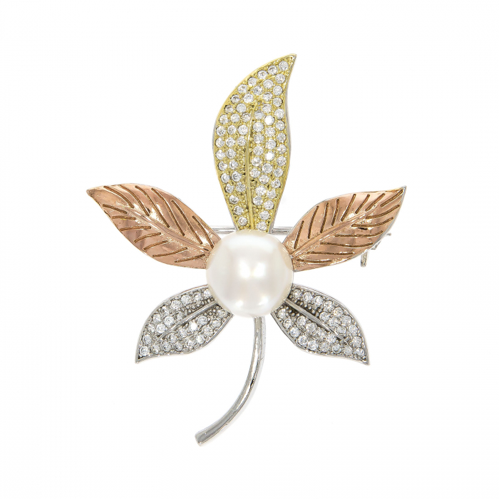 Broșă în formă de floare din argint aurit și rose [1]