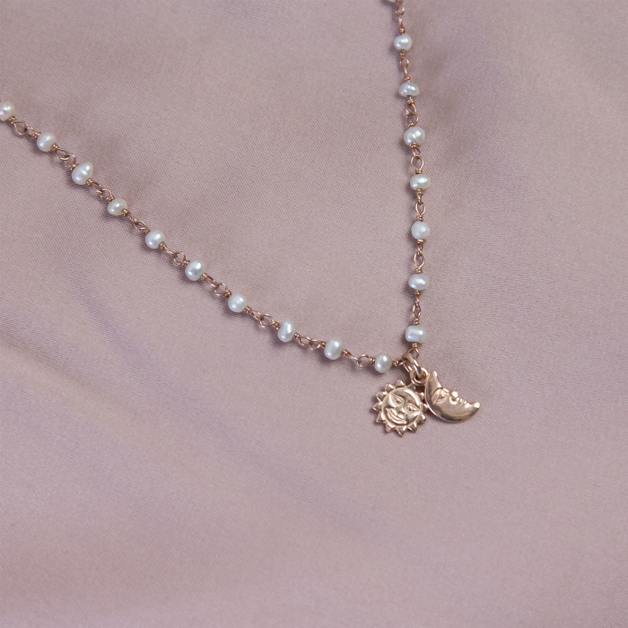 https://gomagcdn.ro/domains/janette.ro/files/product/original/lant-argint-rose-cu-perle-si-simboluri-soare-si-luna-4579-8545.jpg|https://gomagcdn.ro/domains/janette.ro/files/product/original/lant-argint-rose-cu-perle-si-simboluri-soare-si-luna-4579-7146.jpg|https://gomagcdn.ro/domains/janette.ro/files/product/original/lant-argint-rose-cu-perle-si-simboluri-soare-si-luna-4579-2065.jpg [3]