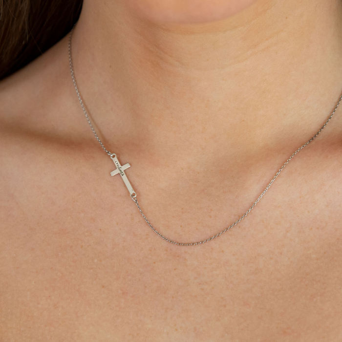 Lănțișor din argint cu cruciuliță personalizată [6]
