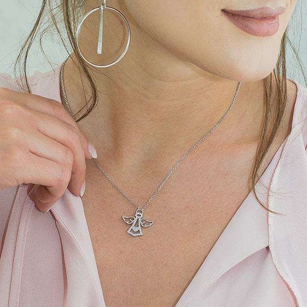 Lantisor din argint cu pandantiv in forma de ingeras [3]