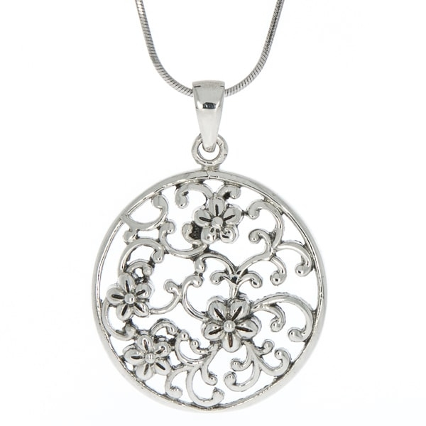 Pandantiv rotund din argint antichizat cu detalii florale [3]
