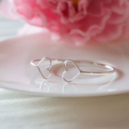 Bratara din argint semi-rigida cu inimioare [2]