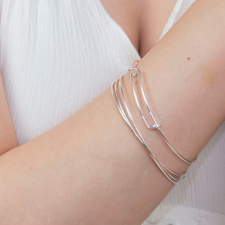 Brățară argint formată din trei verigi intercalate [1]