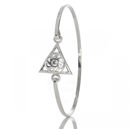 Bratara argint moderna cu triunghi si motiv floral [0]