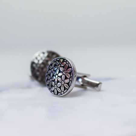 Butoni din argint cu model floral [2]