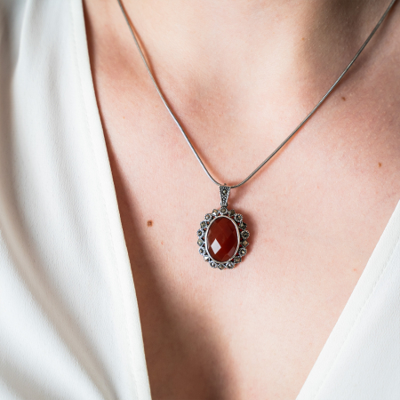 Pandantiv argint oval cu carneol si marcasite [0]