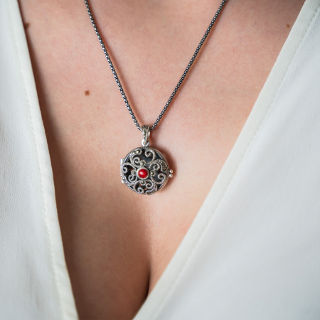 Pandantiv cu marcasite si coral [2]