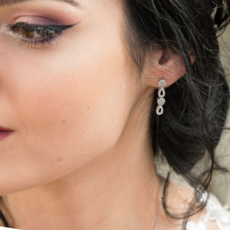 Set bijuterii argint cu formă de lacrimă format din cercei și colier cu zirconii [3]