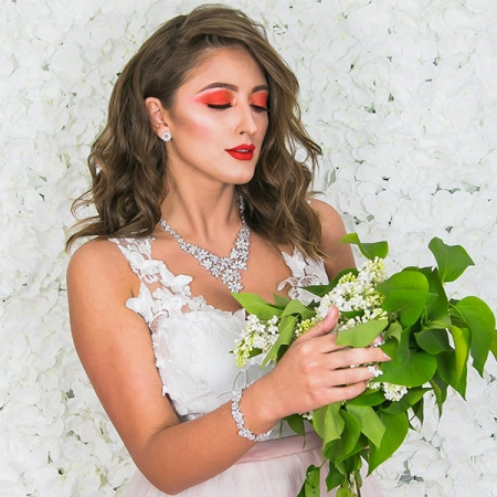 Set bijuterii pentru mireasă cu cercei și colier cu motive florale și cristale [2]