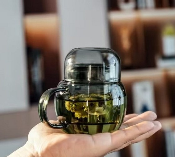 Cana cu infuzor pentru ceai 250 ml, sticla borosilicata, capac tip cupa [3]