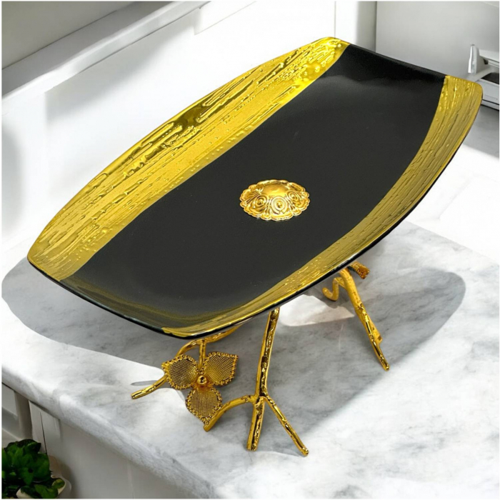 Platou de servire din portelan, negru cu margine lata aurie si suport metalic – 25x15 cm, inaltime 15 cm [2]