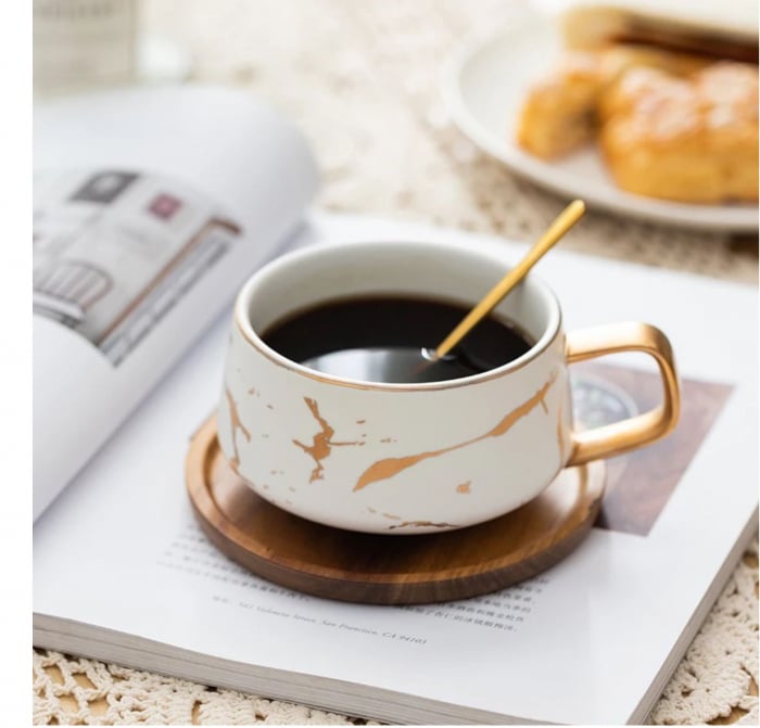 Set Ceasca GOLDEN din Portelan cu suport din Bambus, pentru cafea si ceai, 350 ml [3]