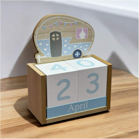 Cadouri si Decoratiuni - Calendar decorativ din Lemn, BLUE – 14 x 7 x 18 cm