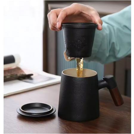 Cana 350 ml din ceramica cu infuzor, negru-mat, maner lemn, ZEN NOIR [2]