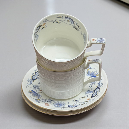 Serviciu din Portelan fosfatic, BLUE GARDEN, 2 Cesti si Farfurii, 250 ml [1]