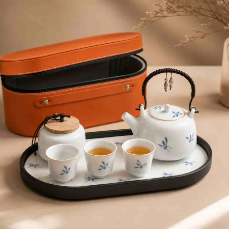 Set ceai premium „ROYAL MINI” din portelan lucios, ceainic 200 ml, 3 cupe, recipient si tava 27x12cm [2]