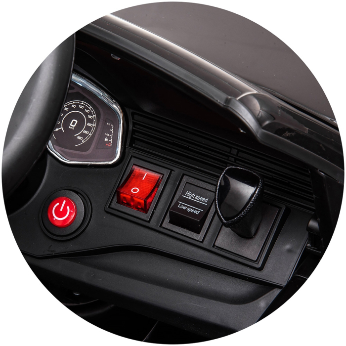 Masinuta electrica Chipolino Audi RS Q8 cu scaun din piele si roti EVA black [7]