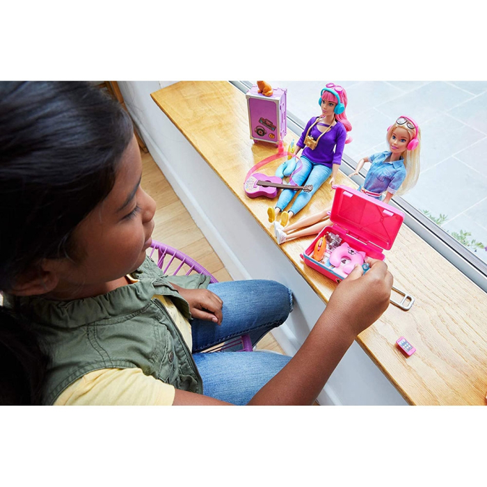 Set Barbie by Mattel Travel papusa cu accesorii FWV25 [6]
