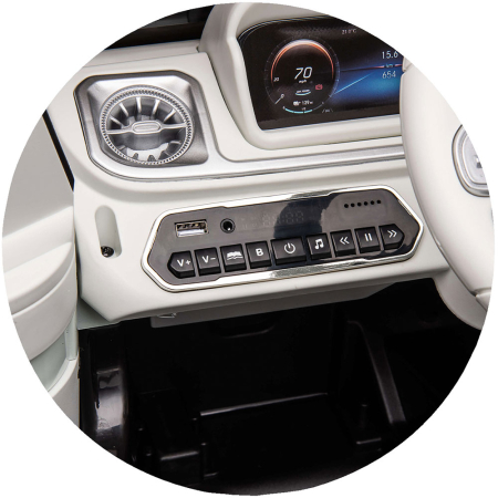 Masinuta electrica Chipolino SUV Mercedes EQG cu scaun din piele si roti EVA black [11]