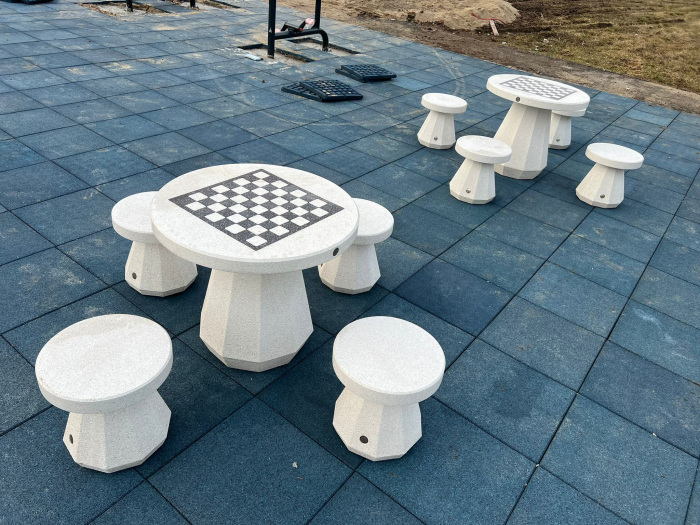 Amenajare loc de fitness si mobilier urban UNHCR - Timisoara TM [9]