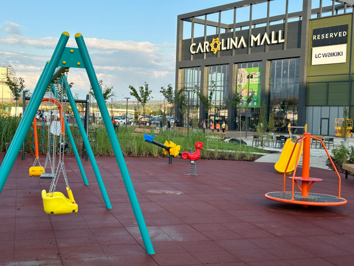 Amenajare loc de joaca Carolina Mall - Alba Iulia, AB [25]