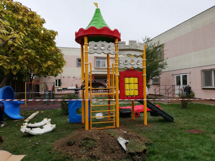 Amenajare loc de joaca Casa Sf Stefan - Bucuresti [27]