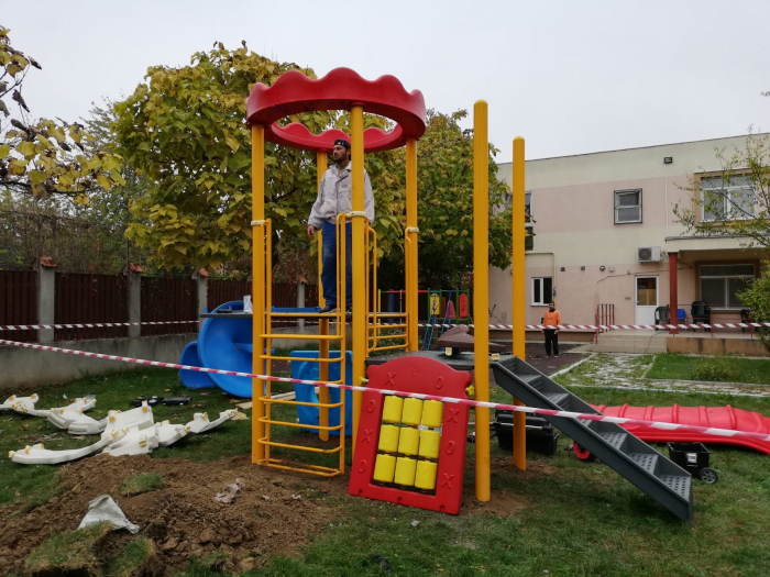 Amenajare loc de joaca Casa Sf Stefan - Bucuresti [23]