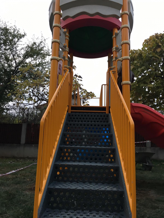 Amenajare loc de joaca Casa Sf Stefan - Bucuresti [7]