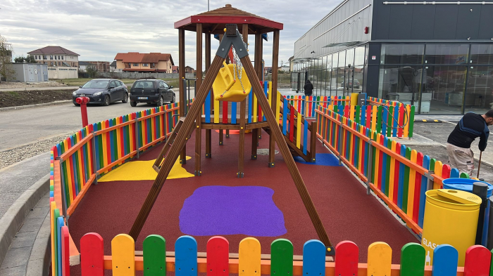 Amenajare loc de joaca - FUNSHOP PARK Mosnita, TM [18]