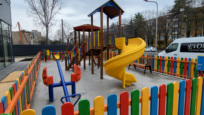 Amenajare loc de joaca - FUNSHOP PARK Ploiesti, PH [3]
