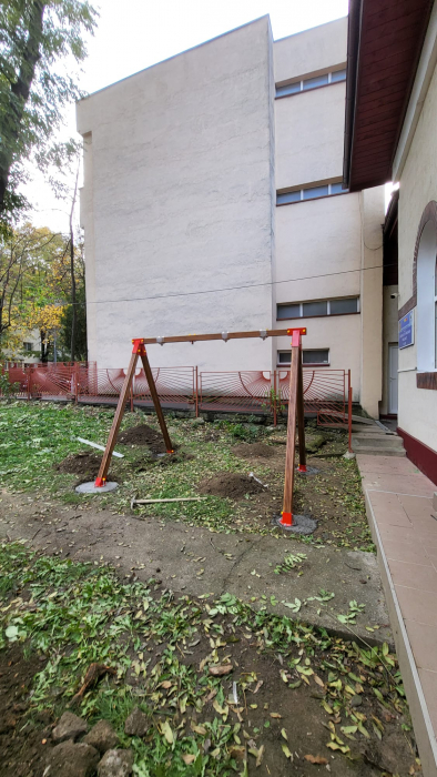 Amenajare loc de joaca Gradinita  Ion Simionescu - Orasul IASI , IS [4]
