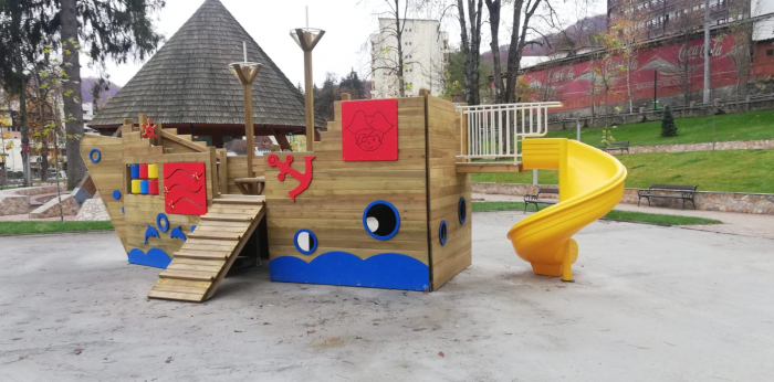 Amenajare loc de joacă Olănești, VL [6]