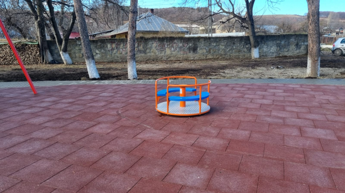 Amenajare loc de joaca si echipamente fitness - Comuna Bodesti, NT [6]