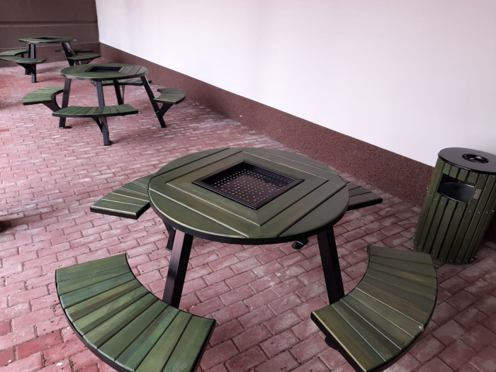 Amenajare mobilier urban banci si cosuri de gunoi Universitatea Babes Bolyai - CJ [3]