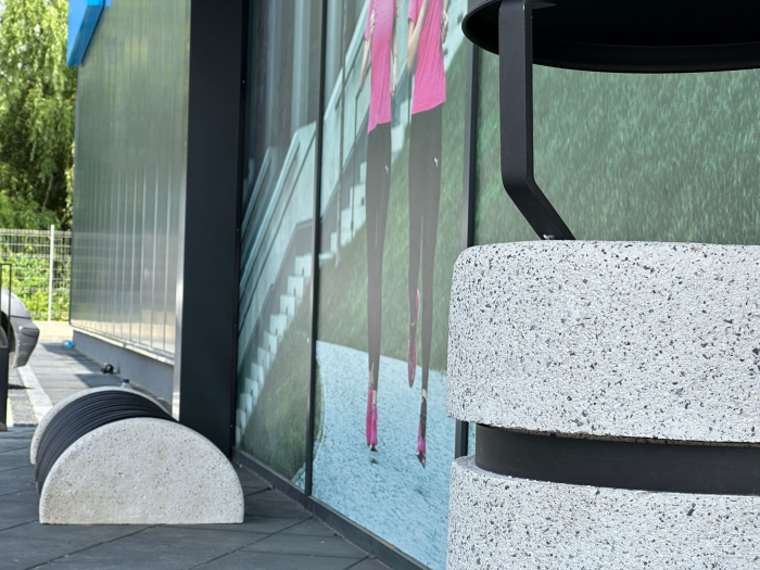 Amenajare mobilier urban rastel biciclete si cosuri de gunoi din beton FUNSHOP PARK Vaslui, VS [22]