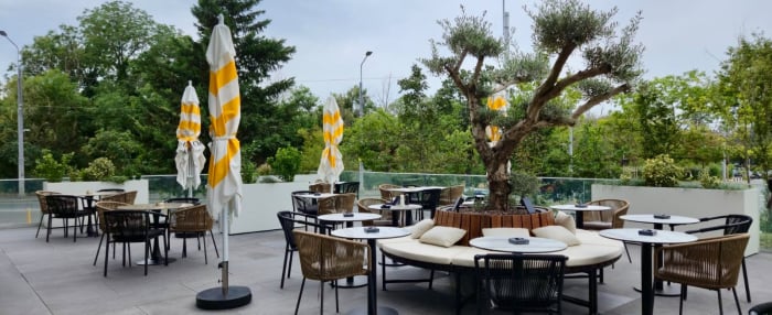 Amenajare mobilier urban Restaurant BANCO - BUCURESTI [3]