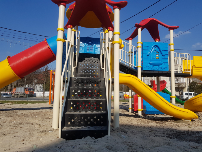 Amenajare parc loc de joaca si zona fitness - Comuna Aghiresu, CJ [5]