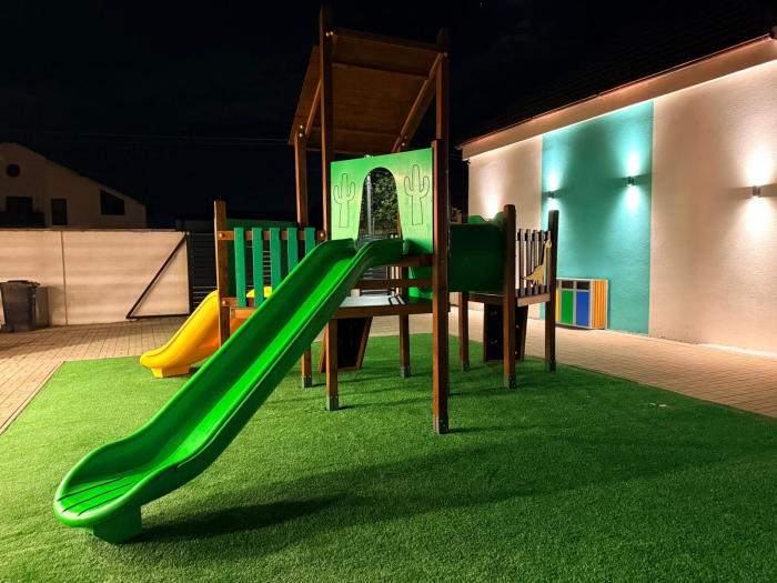 Loc de joaca exterior Arad, AR [15]