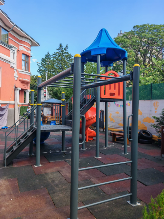 Loc de joaca exterior Scoala Gimnaziala Monterra, BUCURESTI [5]