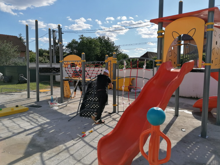 Loc de joaca Gradinita cu Program Prelungit Nr.7 din Localitatea Negresti-Oas, SM [18]