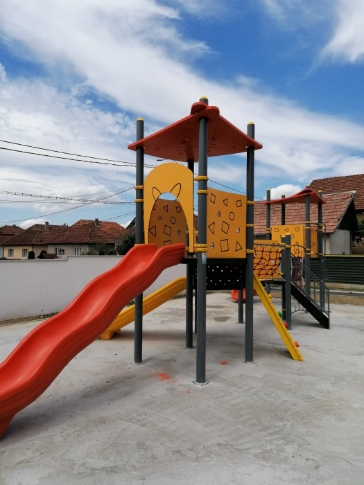 Loc de joaca Gradinita cu Program Prelungit Nr.7 din Localitatea Negresti-Oas, SM [2]