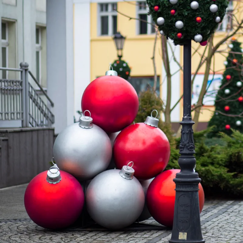 Set globuri de craciun pentru centre comerciale tip piramida din 10 Globuri - X-MAS [2]
