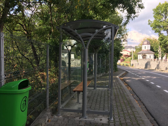 Statii de autobuz - Cornu, PH [11]