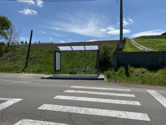 Statii de autobuz - Livezeni, MS [13]