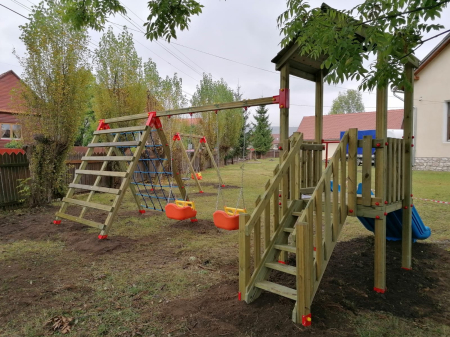 39A Clasic Echipament loc de joaca exterior parc din lemn cu Scara 2 Leagane Tobogan si 2 Cataratoare [2]