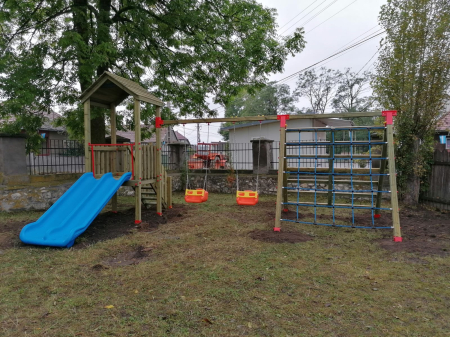 39A Clasic Echipament loc de joaca exterior parc din lemn cu Scara 2 Leagane Tobogan si 2 Cataratoare [4]