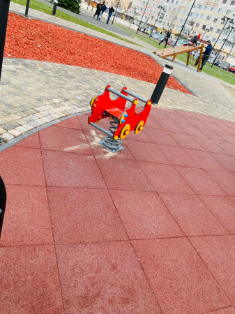 Amenajare loc de joaca - Onesti, BC [12]