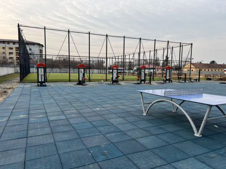 Amenajare loc de fitness si mobilier urban UNHCR - Timisoara TM [1]