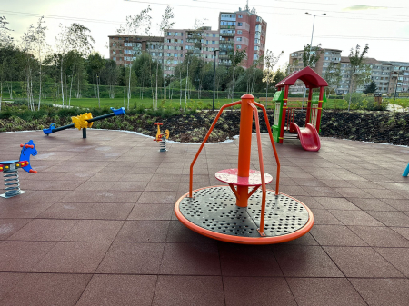 Amenajare loc de joaca Carolina Mall - Alba Iulia, AB [22]